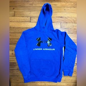 Under armor boy sweater size L